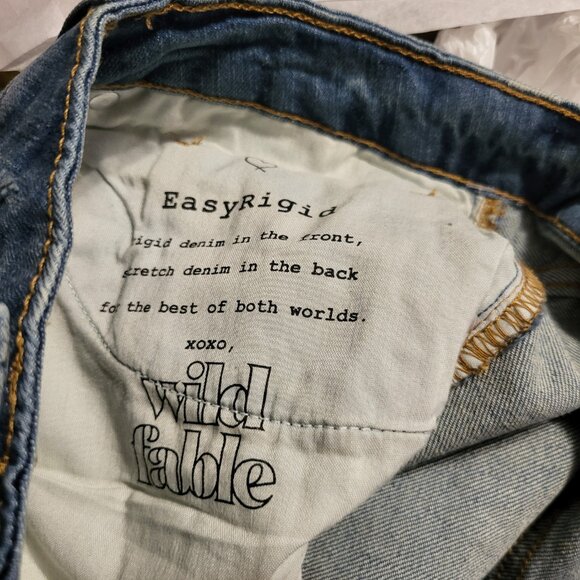 Classic Blue Women's Jeans - Picture 9 of 9